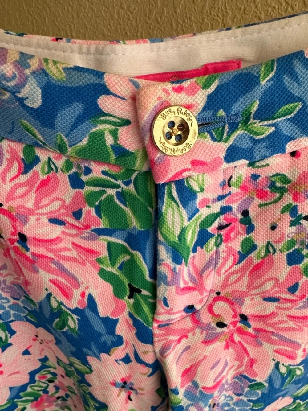 Lilly Pulitzer Pink & Blue Floral Scallop-Hem Shorts - Picture 2 of 9